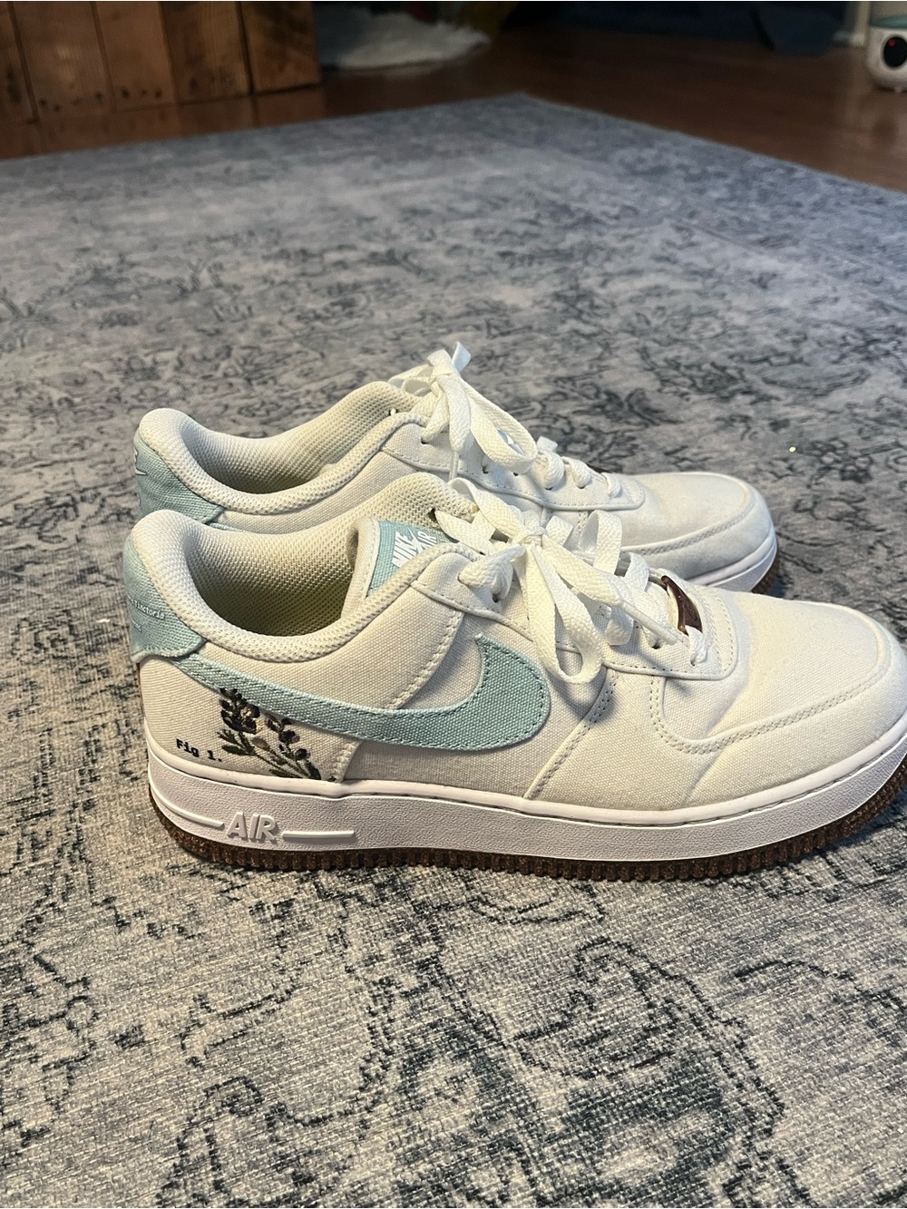 NIKE AirForce One Indigo with fig flower - Picture 5 of 9